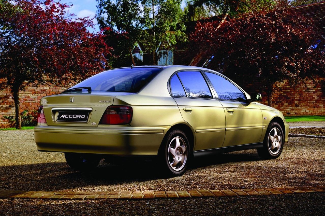 Honda Accord VI