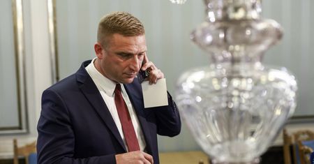 Bąkiewicz miał znieważyć funkcjonariuszy SG. Jest ruch prokuratury