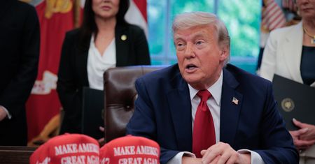 "To dla nich świetna okazja". Trump planach objęcia przez rząd 10 proc. udziałów w Intelu