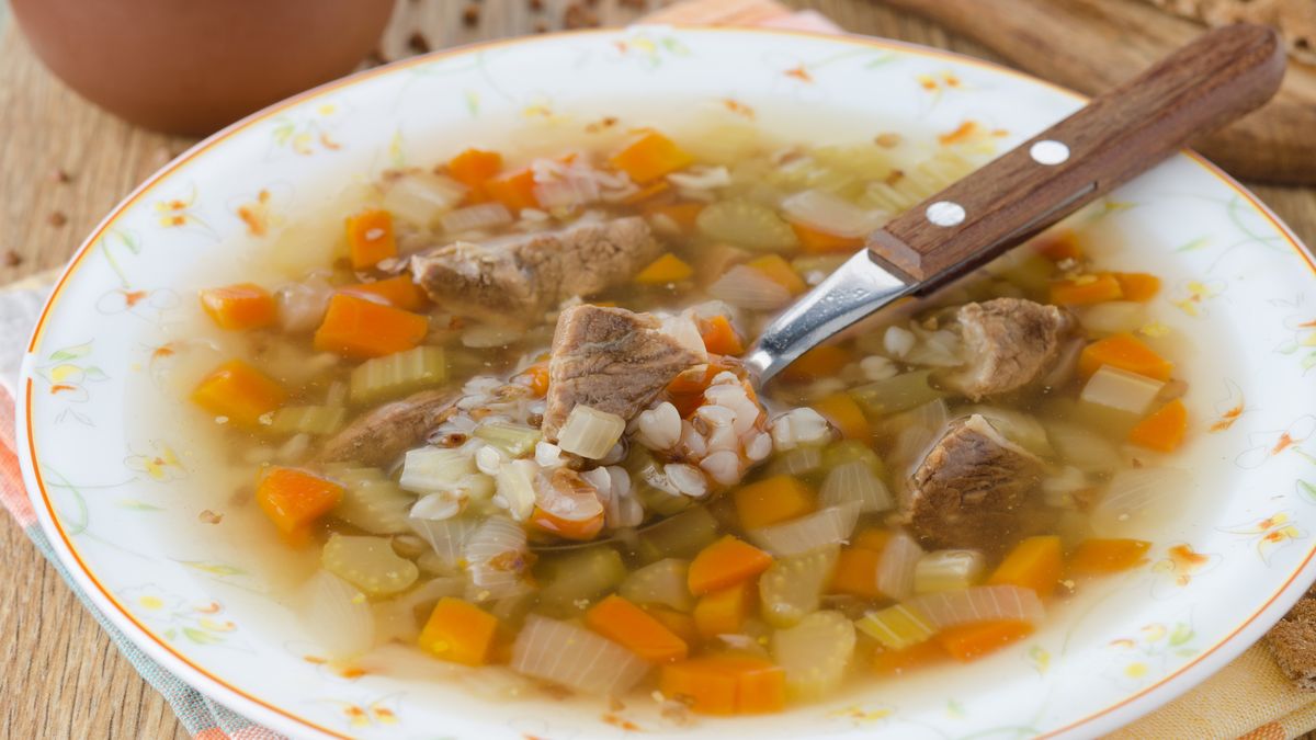 Pożywna zupa z kaszą