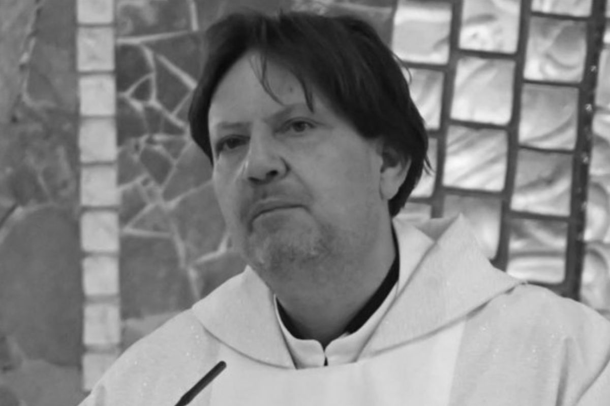 Tragedia podczas mszy. Ksiądz zmarł po użądleniu przez osę
