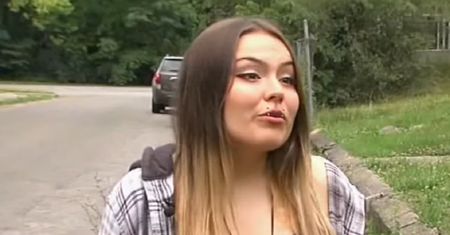 Rabuś zakochał się trakcie napadu. Zaprosił ofiarę na randkę