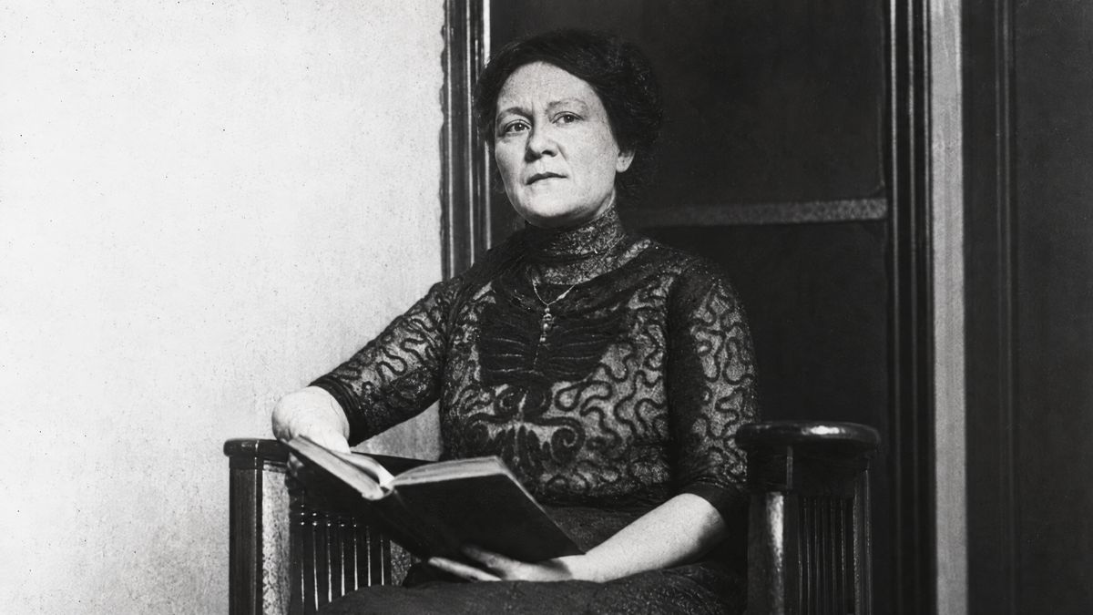 Isabella Goodwin, ok. 1915 roku. F