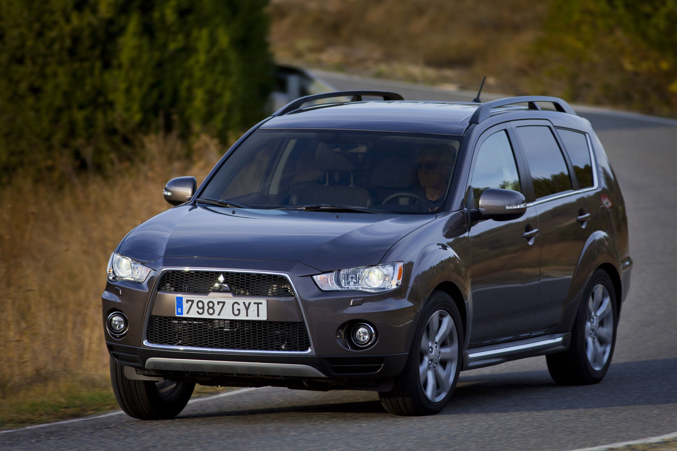 Mitsubishi Outlander II po liftingu - nie da się go pomylić z przedliftowym