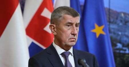 Przegrał wybory, zostanie prezydentem? Andrej Babisz musi spełnić kilka warunków