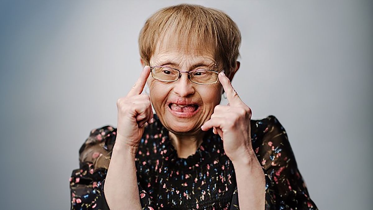 Projekt "Here I Am" pokazuje w większości starszych ludzi z zespołem Downa.