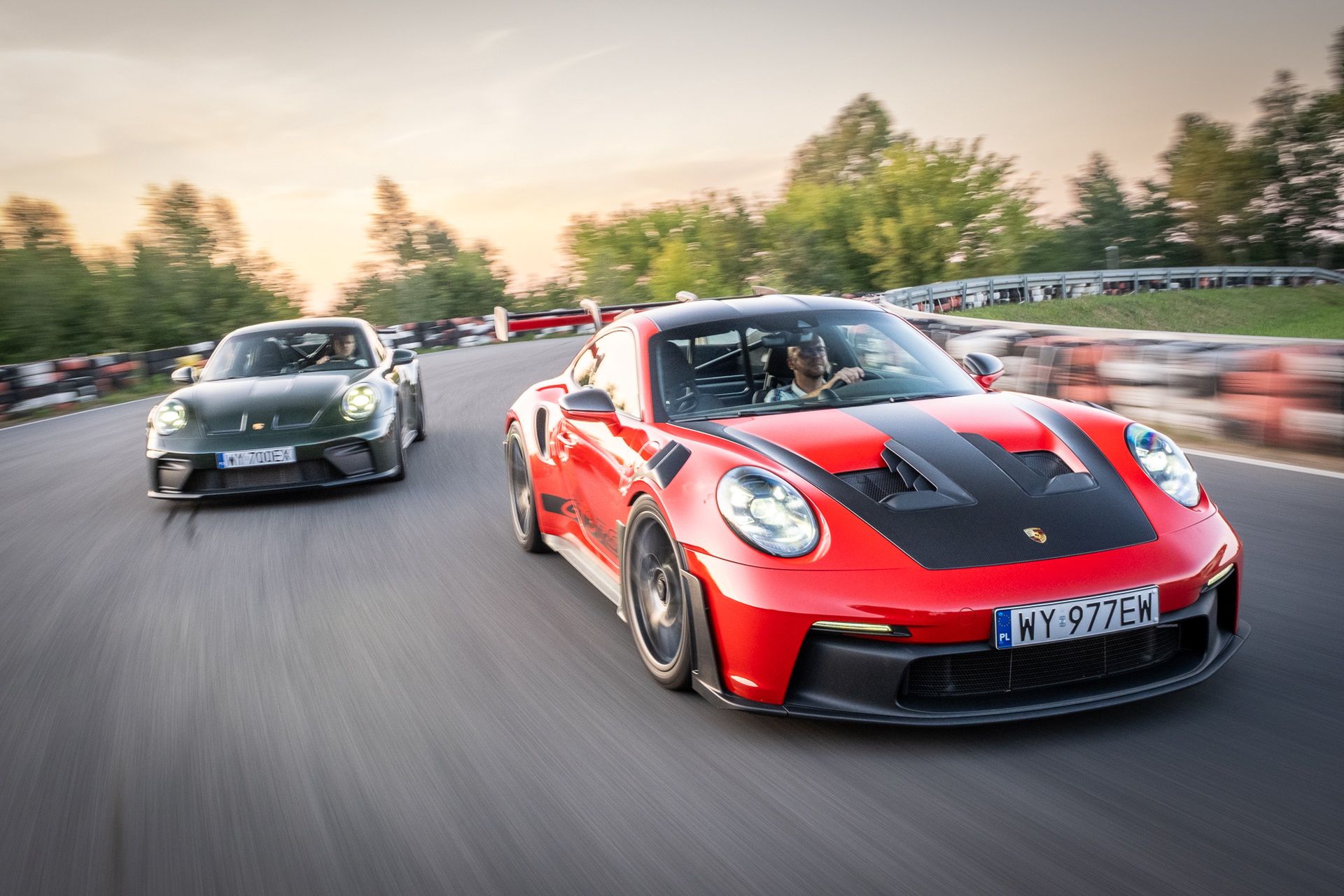 Porsche 911 GT3 vs Porsche 911 GT3 RS