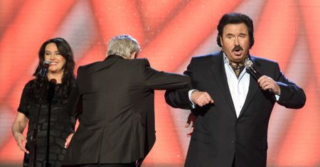 Krawczyk: "Farbuję włosy"