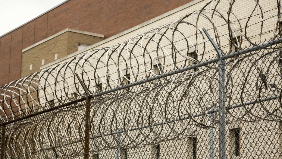 SPL RM HD
Razor wire fence surrounding a prison. Photographed at Cook County Jail, Chicago, USA.
JIM WEST