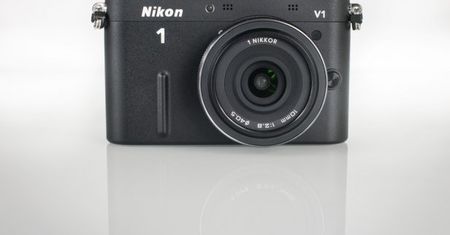 Nikon 1 V1 - mały aparat ze świetną matrycą [wideotest]