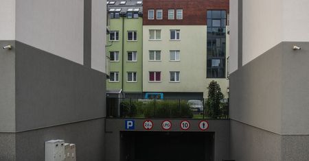 Stawki za garaże w dół. Tak oszczędzą Polacy na zmianie przepisów