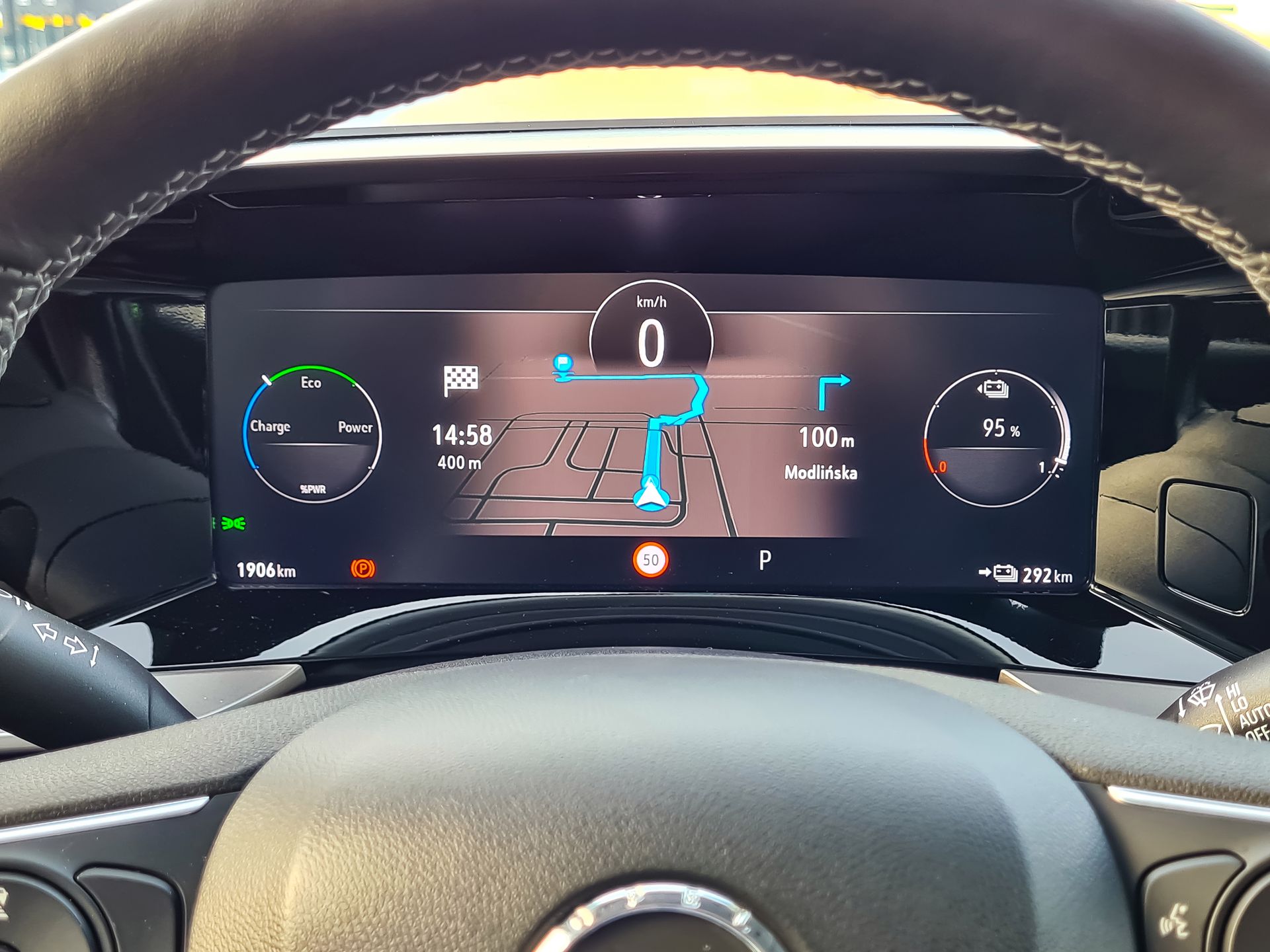 Opel Mokka-e: Systemy bezpieczeństwa i wsparcia kierowcy oraz nowy system info-rozrywki 15