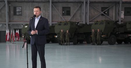 Pułapka Błaszczaka. "Możemy te dywizje mnożyć"