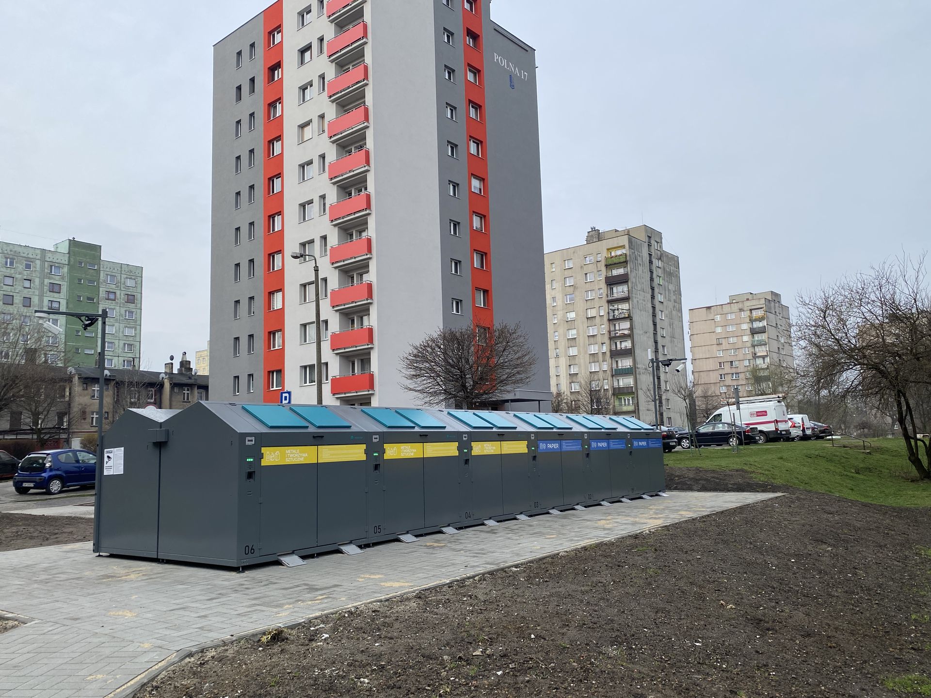Inteligentne kontenery na śmieci stanęły w Świętochłowicach