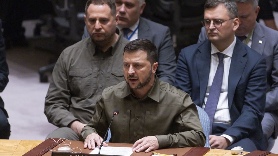 Ukraine's President Volodymyr Zelensky addresses an United Nations Security Council meeting about the war between Ukraine and Russia on the sidelines of the 78th session of the United Nations General Assembly at United Nations Headquarters in New York, New York, USA, 20 September 2023. EPA/JUSTIN LANE Dostawca: PAP/EPA.