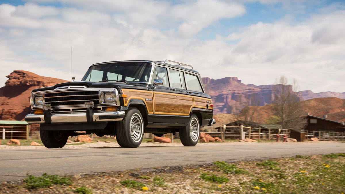 Oryginalny Jeep Grand Wagoneer z końcówki produkcji
