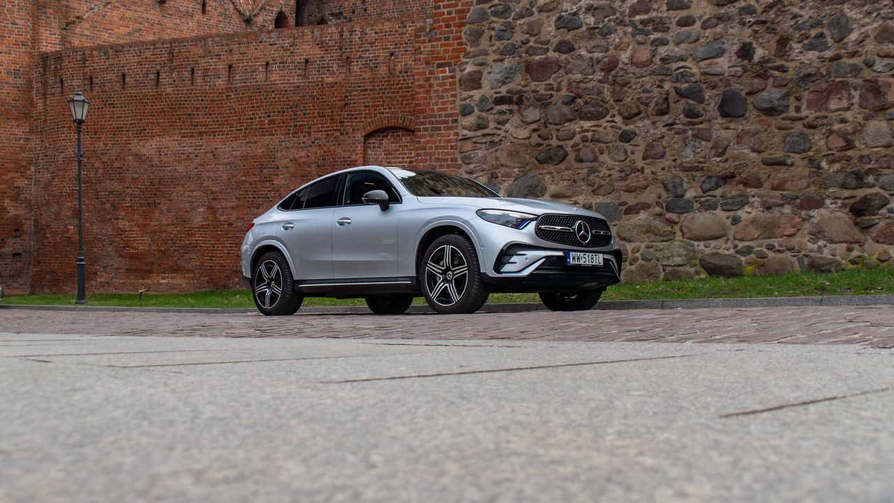 Test: Mercedes-Benz GLC Coupe 300e – modniej się już nie da