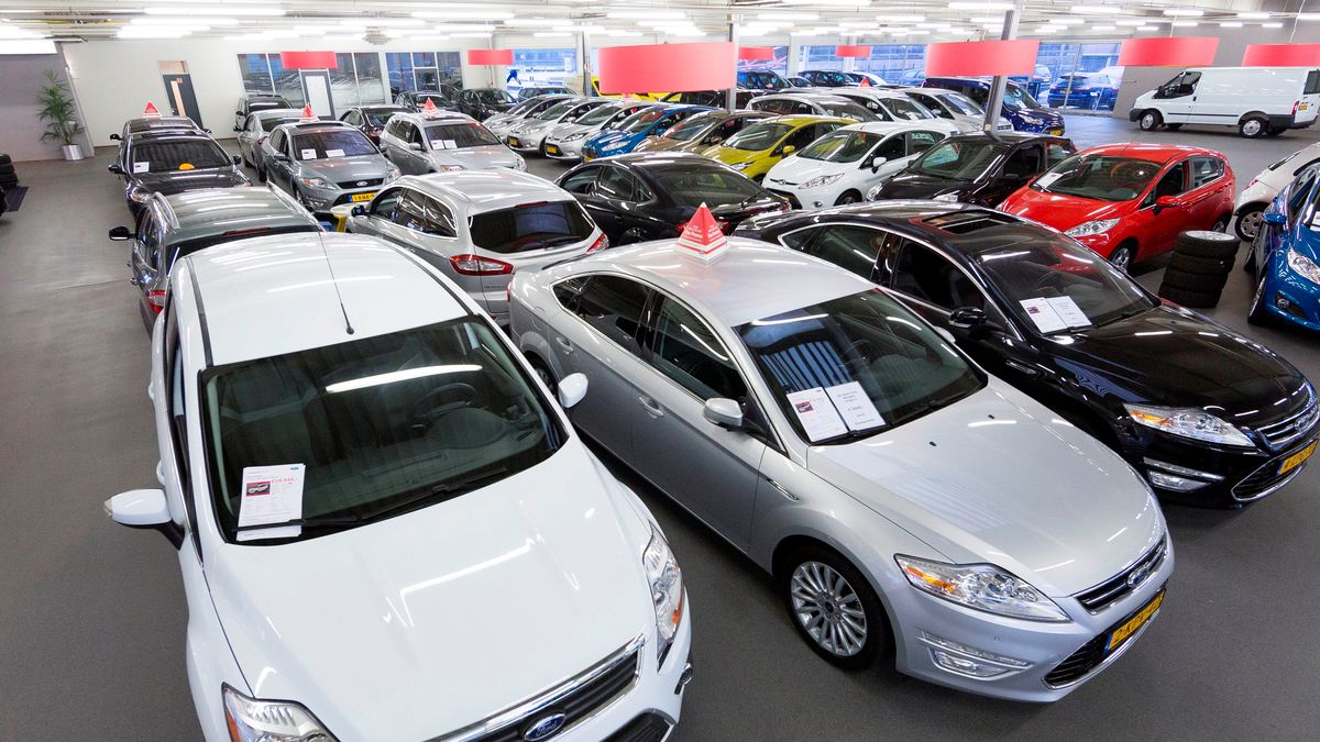 Wybór samochodu warto poprzedzić kilkoma decyzjami, które będą miały przełożenie na zadowolenie i koszty utrzymania