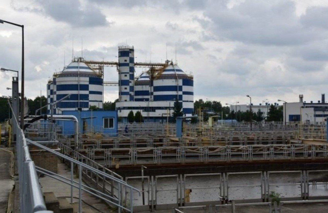 W Łodzi istnieją miejsca, do których na co dzień nie wolno wejść przypadkowym osobom, a już na pewno zrobić tam zdjęcia. Niektóre z nich znajdują się blisko centrum miasta.Oczyszczalnia ścieków w Łodzi i laboratoria łódzkich wodociągów to kolejne miejsce, gdzie wstęp dla osób postronnych nie jest możliwy.