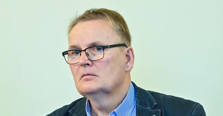 Były senator znęcał się nad psem. Trafi do więzienia?