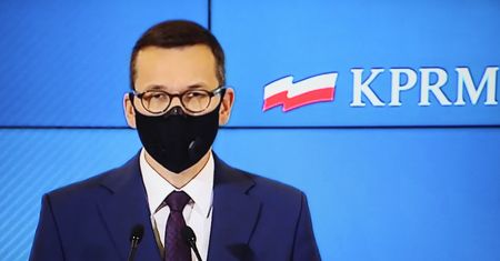 Koronawirus. Nowe obostrzenia. Co się zmieni dla mieszkańców Warszawy?