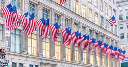 Emerytura z USA w Polsce. Kto może dostać świadczenie i na jakie pieniądze liczyć?