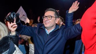 Michał Adamczyk otrzyma KOSMICZNĄ odprawę po rozwiązaniu umowy z TVP! Holecka może pozazdrościć