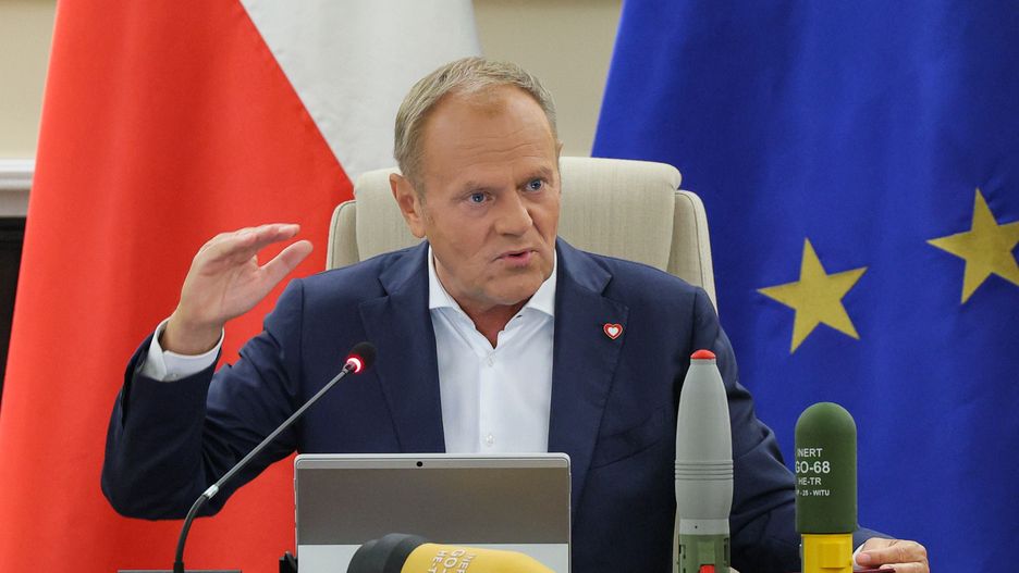 Donald Tusk
Warszawa, 29.07.2025. Premier Donald Tusk podczas posiedzenia rz�du w Kancelarii Prezesa Rady Ministr�w w Warszawie, 29 bm. Rz�d zajmie si� m.in. dwoma projektami z puli tzw. projekt�w deregulacyjnych. (jm) PAP/Pawe� Supernak
Pawe� Supernak
kancelaria, KPRM, obrady, polityk, polityk polityka, polityka, posiedzenie, rada ministr�w, rady ministr�w, rz�d, rz�d Tuska, rz�du