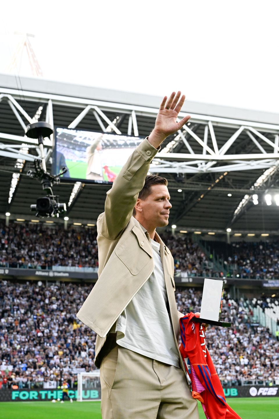 Tak przebiegła miesięczna emerytura Wojciecha Szczęsnego