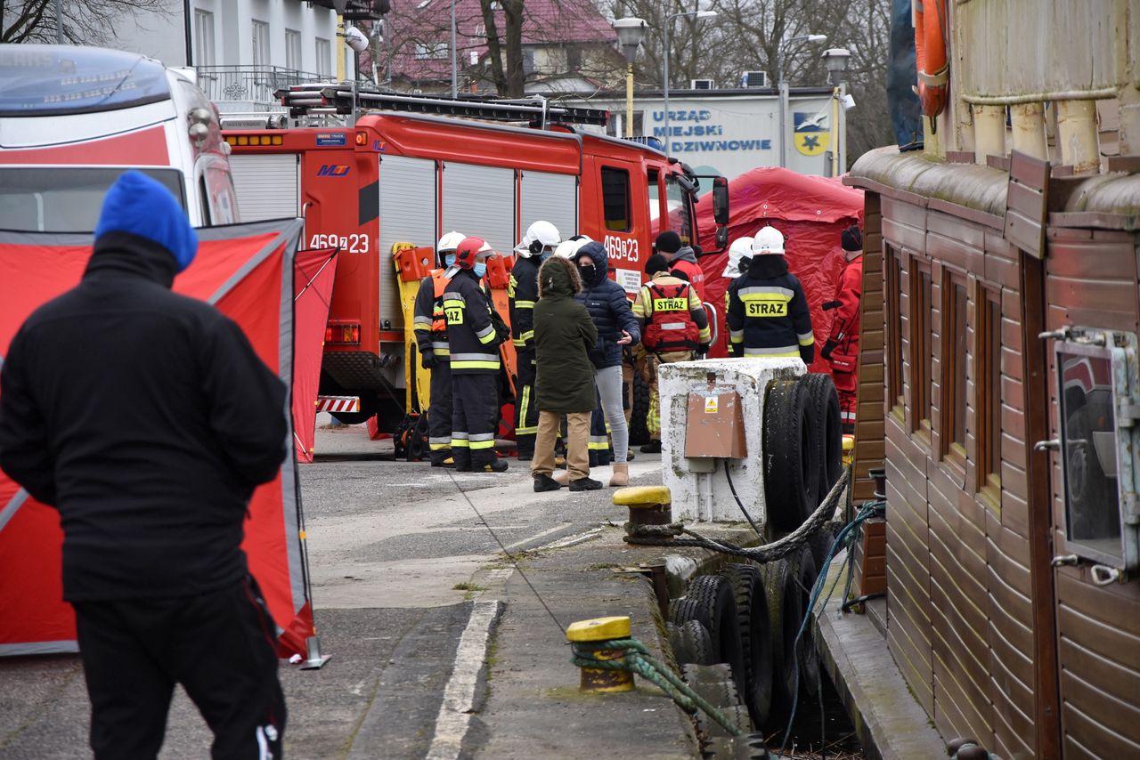 Dziwnów. Auto wpadło do zalewu. Zginęły 4 osoby, w tym 2 dzieci