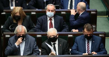 Wojna na Ukrainie jest PiS na rękę? "To nie brzmi nieprawdopodobnie"
