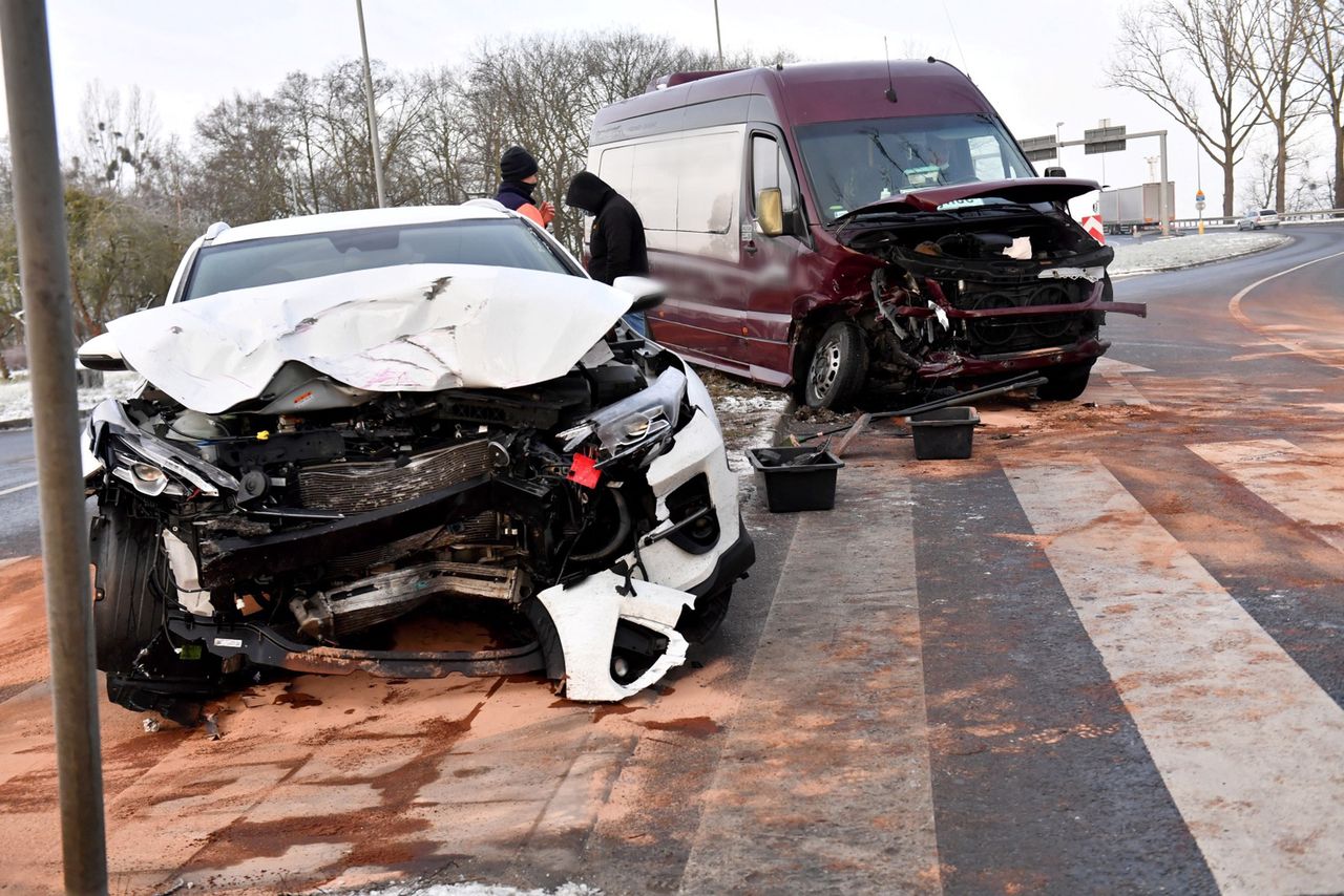 Szczecin. Wypadek przy ul. Przestrzennej. Są poszkodowani