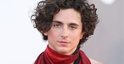 Timothée Chalamet na Festiwalu Filmowym w Wenecji. Ta stylizacja przejdzie do historii