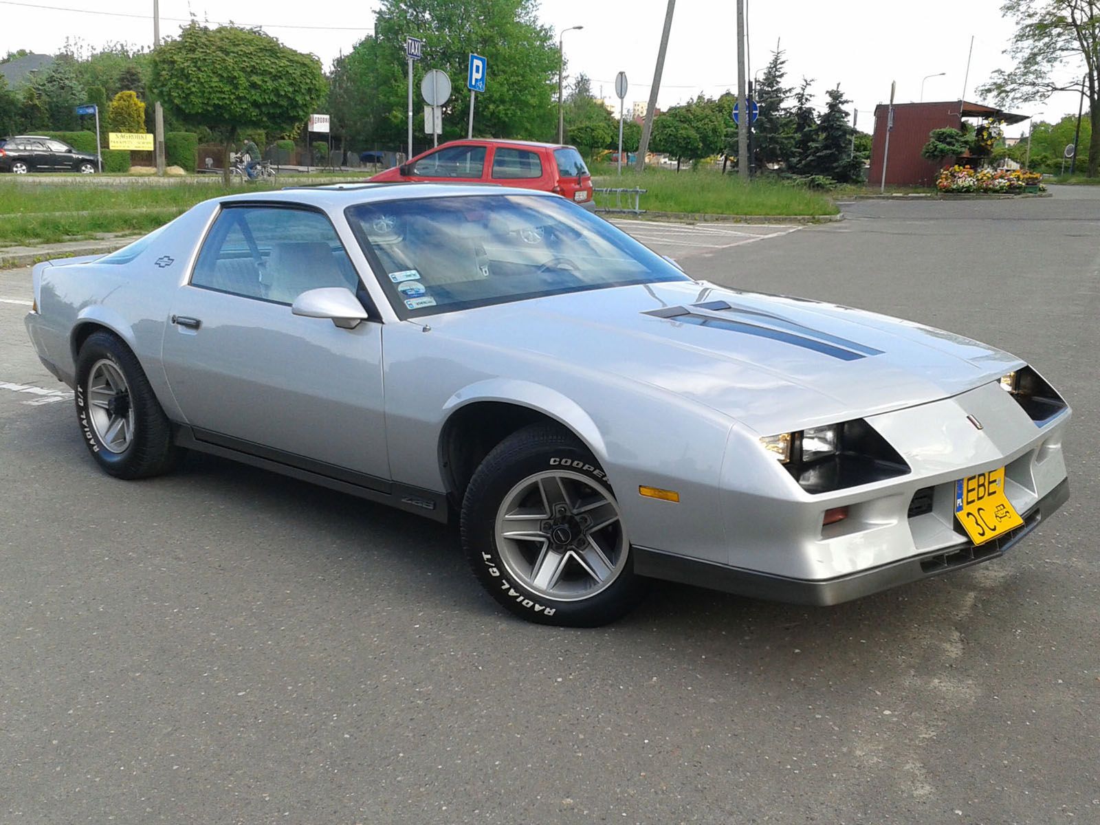 CHEVROLET CAMARO Z28 1982 – 24900 PLN – BEŁCHATÓW