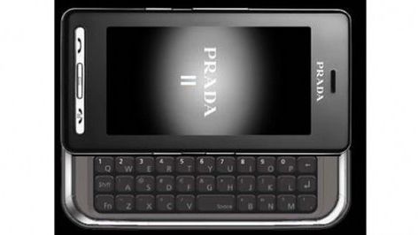 Prada II świątecznym prezentem? 1