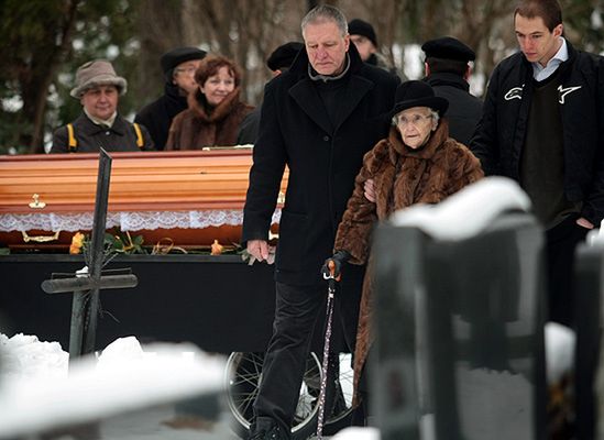 "Mówiliśmy o niej Gabrysia" - pogrzeb znanej aktorki
