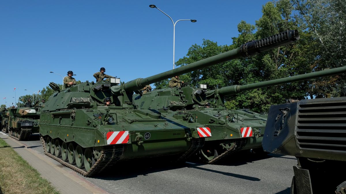 Polish Army Day Military Parade Amid Rising Belarus Tensions
PzH 2000 self-propelled howitzer tanks during the Armed Forces Day military parade Warsaw, Poland, on Tuesday, Aug. 15, 2023. Earlier this month, Deputy Interior Minister Maciej Wasik called for the "complete isolation" of Belarus as Warsaw deployed more troops to the border in response to what it called an airspace violation by Belarusian helicopters. Photographer: Damian Lemaski/Bloomberg via Getty Images
Bloomberg
panzerhaubitze, weaponry, polish, soldiers, army day, european, polish army day, war, military actions, euro members, war, conflict, crisis, e.u., eu, emea, unrest