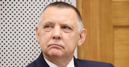 SEKSAFERY polskiej sceny politycznej: seks za pracę w Samoobronie, "pokoje na godziny" u Banasia... (ZDJĘCIA)