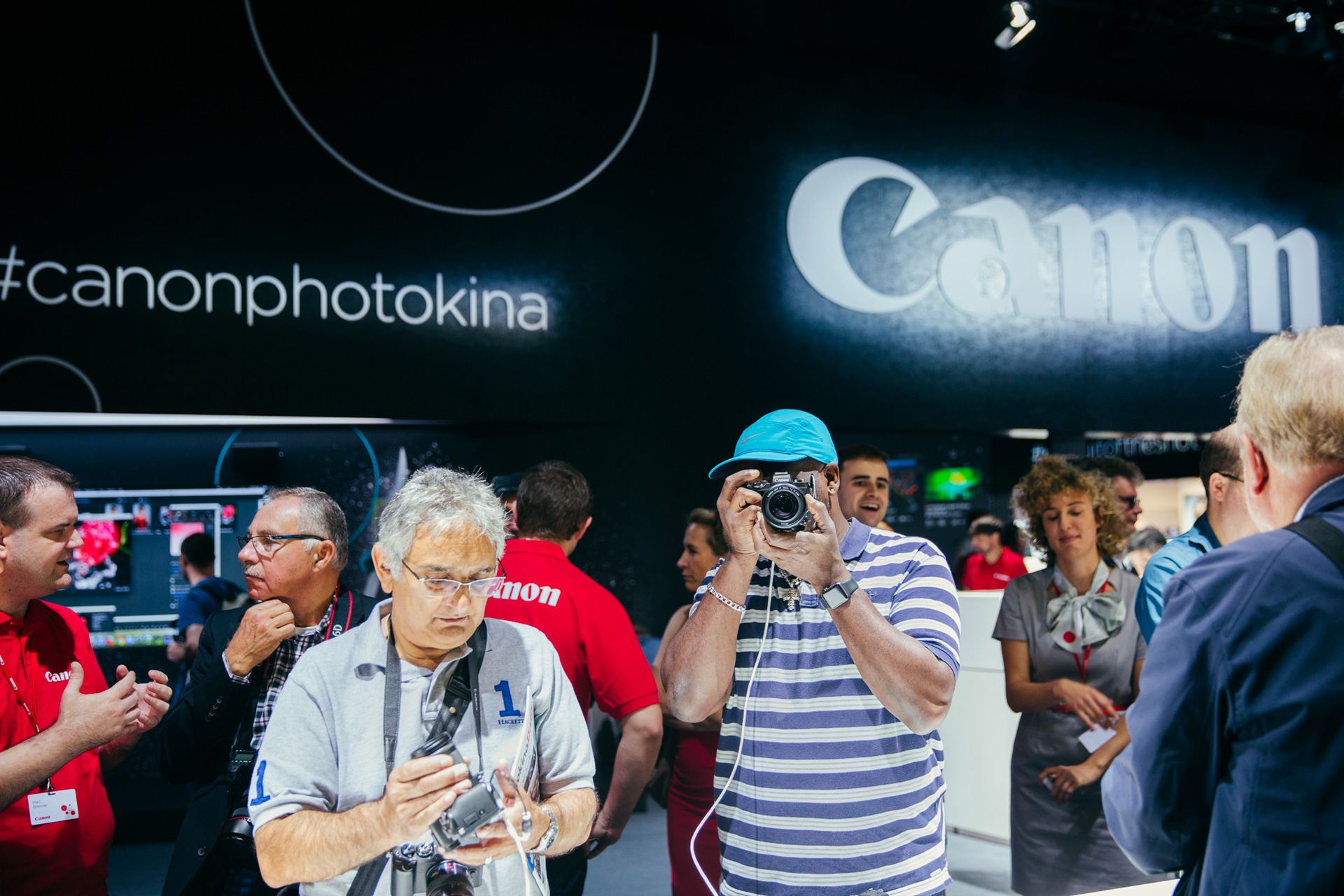 Targi Photokina 2016 pokazały, że branża fotograficzna się nie kończy, a jedynie zmienia na lepsze 12