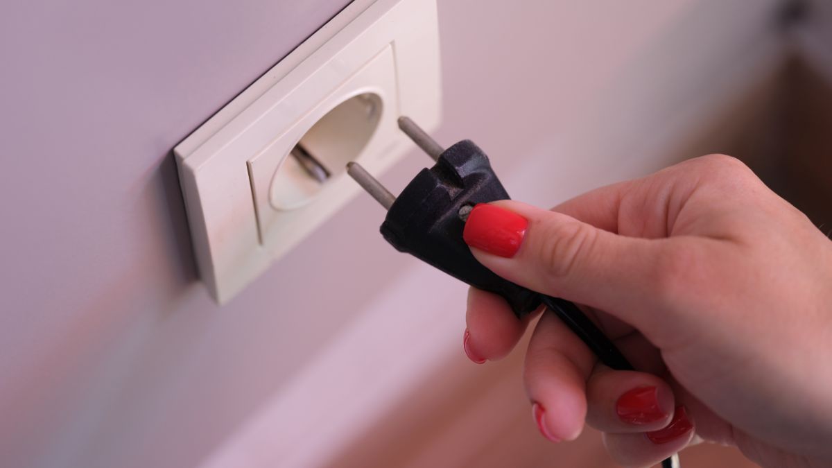 Których urządzeń lepiej nie odłączać od prądu?