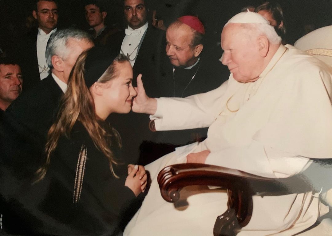 Alicja Bachleda-Curuś podczas audiencji u papieża Jana Pawła II