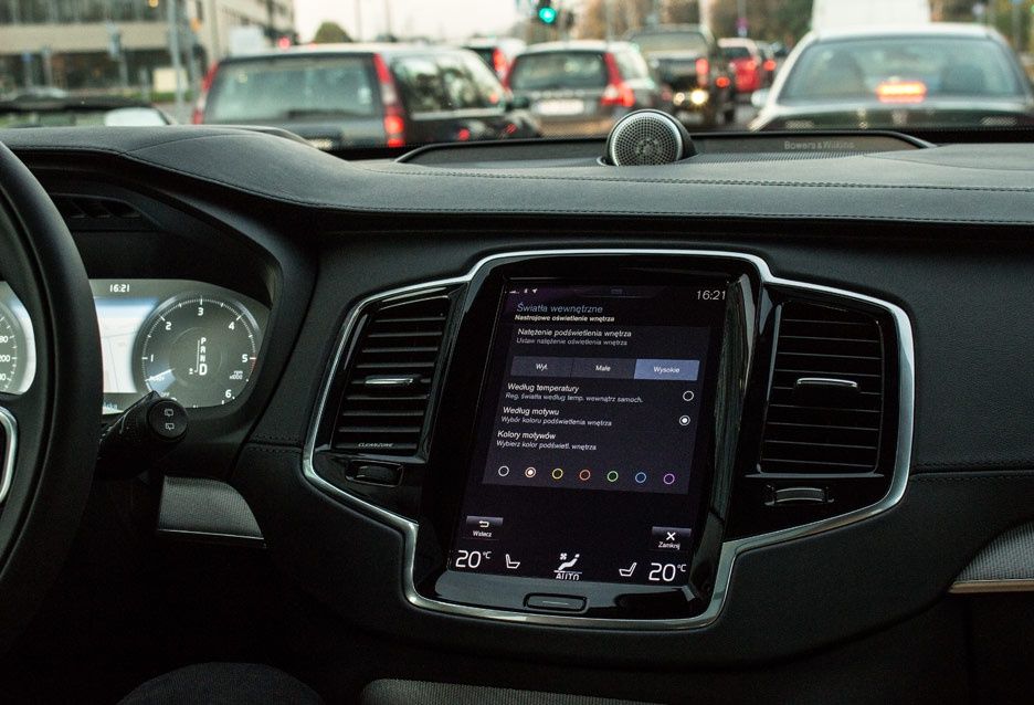Volvo XC90 - konfiguracja nastrojowego oświetlenia