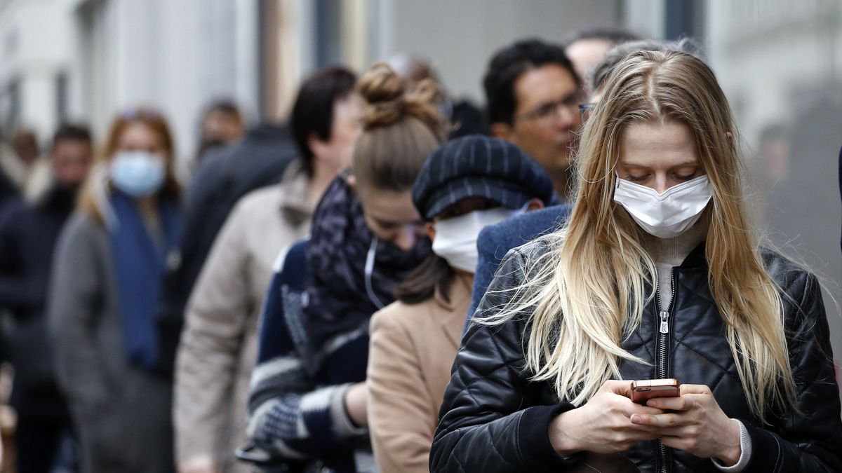 Maseczki ochronne mogą zapobiec kolejnej fali koronawirusa