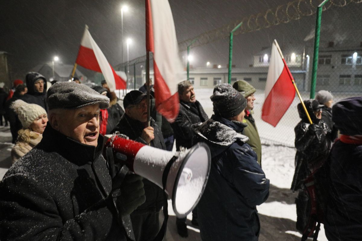 Demonstracje w Przytułach Starych. Wójt apeluje o "zachowanie rozsądku"