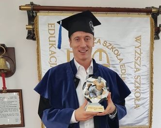 Robert Lewandowski obronił licencjat!