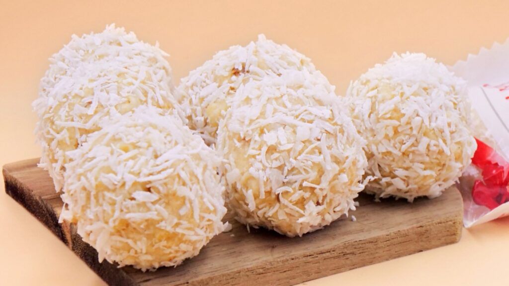 Kulki ryżowe à la Raffaello przepis