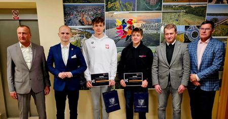 Wybitni sportowcy z naszego regionu spotkali się z Wiceministrem Sportu i Turystyki