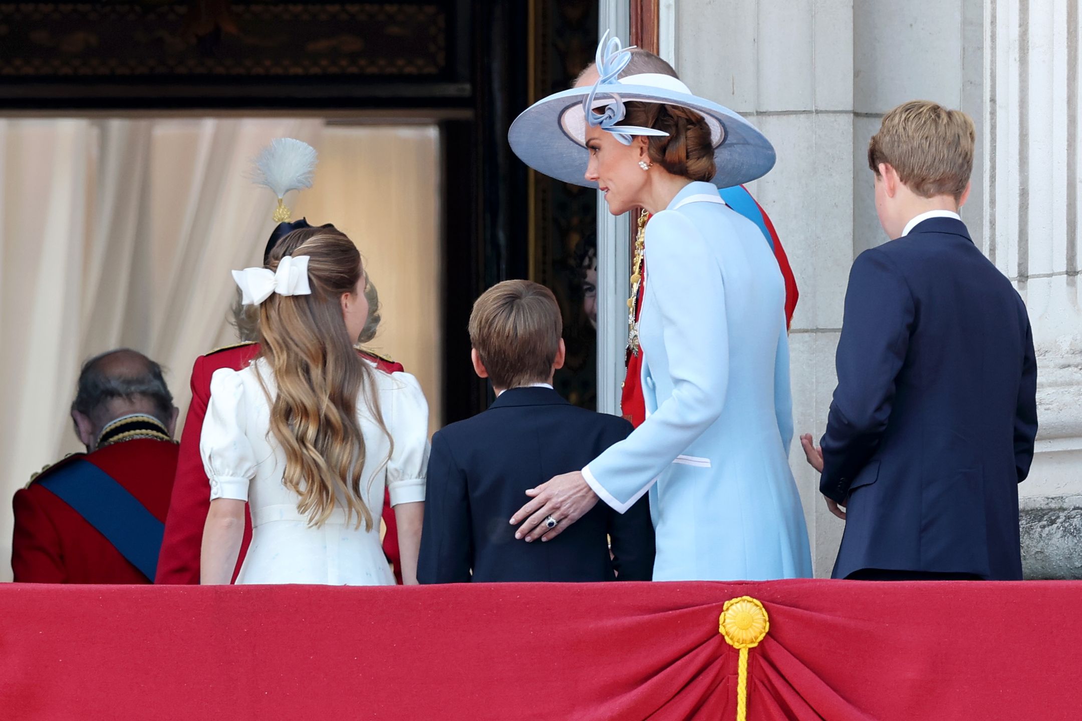Księżna Kate jest troskliwą mamą