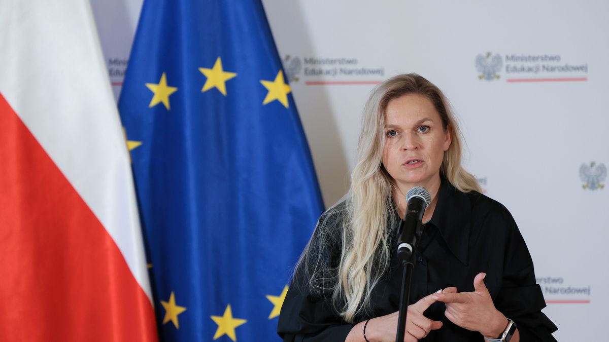 Barbara Nowacka
Warszawa, 05.08.2024. Minister edukacji Barbara Nowacka na konferencji prasowej "Og�oszenie wynik�w naboru do Zespo�u ds. wsp�pracy z organizacjami pozarz�dowymi", 5 bm. w siedzibie resortu w Warszawie. (aldg) PAP/Pawe� Supernak
Pawe� Supernak
ds. wsp�pracy z organizacjami pozarz�dowymi, edukacji, edukacji narodowej, konferencja, MEN, minister, polityk polityka, prasowa, wyniki naboru, zesp�, ministra