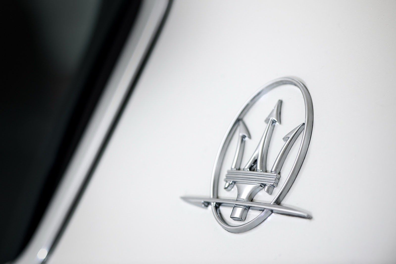 2014 Maserati Ghibli - Włosi wiedzą, co to piękno [galeria] 78